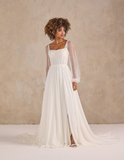 tulle wedding dress pearl sleeves split square-neckline